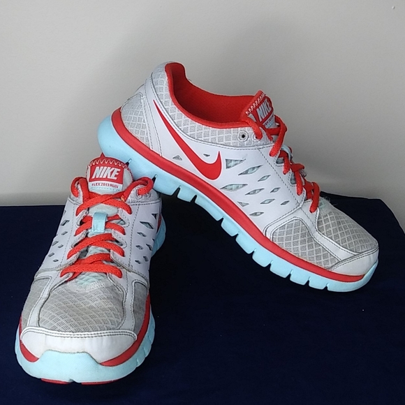 Nike Shoes - NIKE FLEX 2013 RUN WOMEN'S Running Shoes